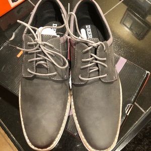 NWT Men’s shoes